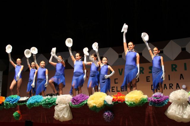 La Academia Elena Clara celebró su XX aniversario con su XVI Festival de Danza en las fiestas de Archena - 1, Foto 1