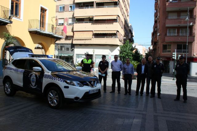 Esta mañana se ha hecho entrega el nuevo vehículo de la Policía Local de Alcantarilla - 1, Foto 1