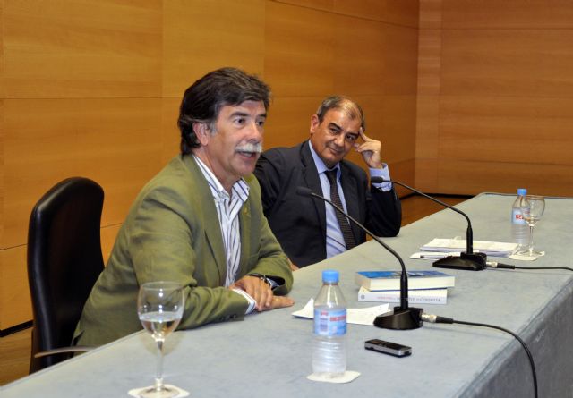 Ucoerm presenta su congreso ´Cómo trabajar hacia el éxito escolar´ - 1, Foto 1