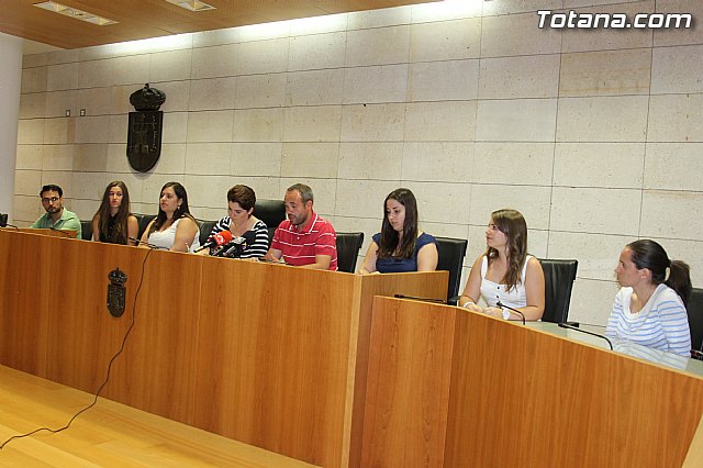 El ayuntamiento agradece a los estudiantes totaneros de la Universidad de Murcia la participacin en el Proyecto de Refuerzo Educativo - 6