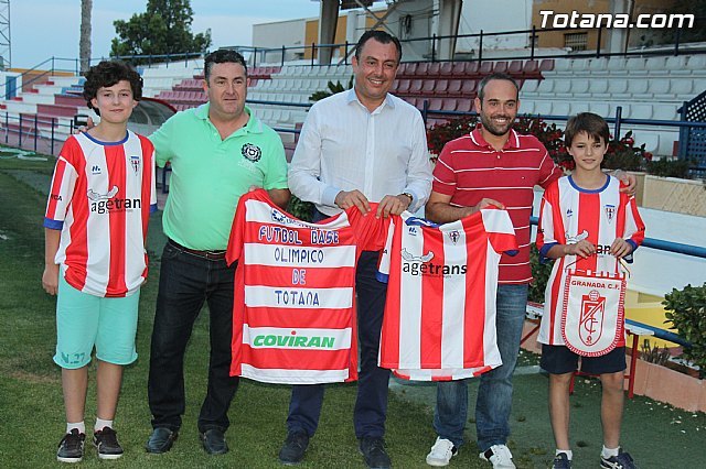 Olímpico de Totana y Granada CF, de Primera División, suscriben un acuerdo de colaboración - 1, Foto 1