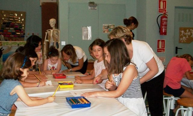 Un taller del Museo Arqueológico enseña a los niños a crear y diseñar su propio cómic - 1, Foto 1