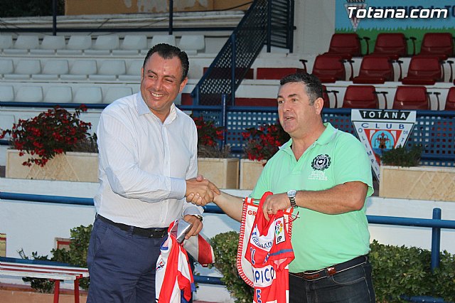 Olmpico de Totana y Granada CF, de Primera Divisin, suscriben un acuerdo de colaboracin - 6