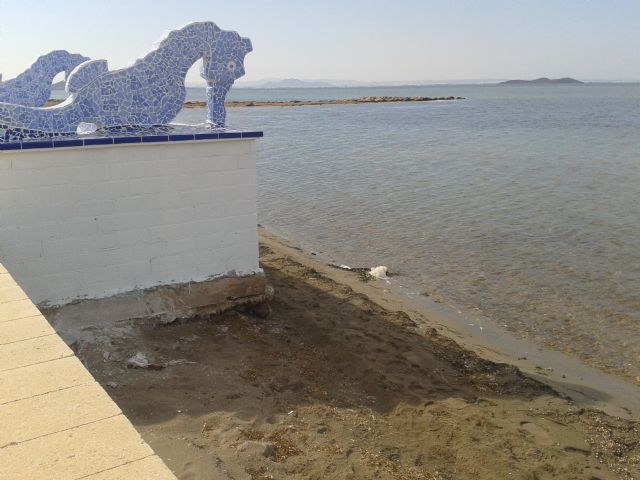 MC solicita la inmediata reposición de arena en las playas de Los Nietos - 1, Foto 1
