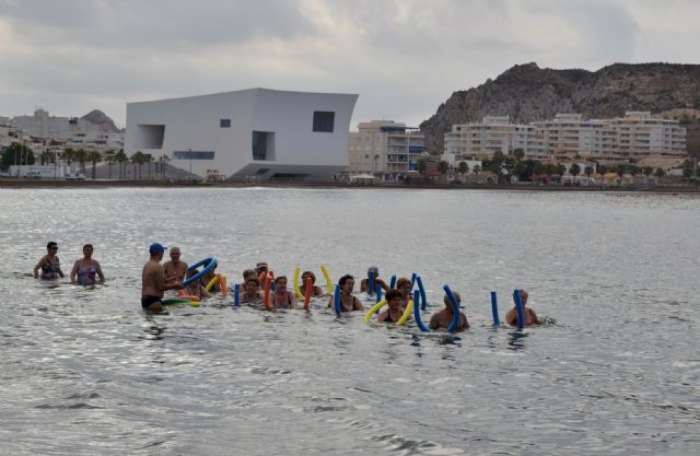 Cursos gratuitos de Talasoterapia para mayores en las playas de Águilas - 1, Foto 1