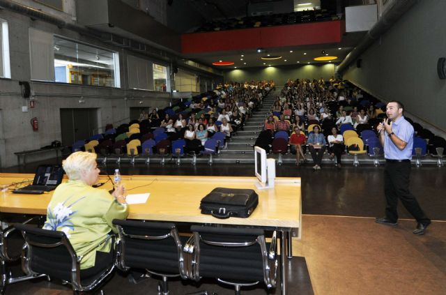 La segunda jornada del congreso de Ucoerm aborda las nuevas tecnologías y la atención a la diversidad - 2, Foto 2