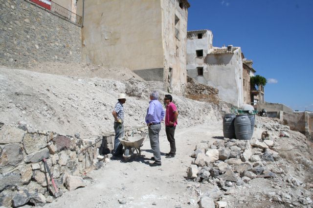 Obras y Servicios continúa con los trabajos de acondicionamiento del Casco Antiguo de Cehegín - 1, Foto 1