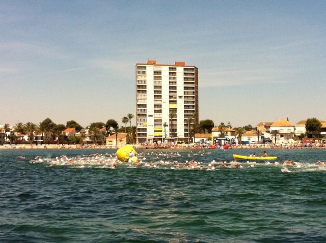 Más de 400 nadadores inaugurarán la temporada de Aguas Abiertas en la XII Travesía Playas de San Javier - 2, Foto 2