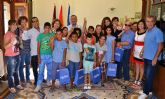 Los niños saharauis del programa 'Vacaciones en Paz' son recibidos en el Ayuntamiento de guilas