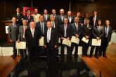 Los ingenieros tcnicos industriales homenajean a los compañeros de ms de 50 y 25 años en ejercicio profesional colegiado