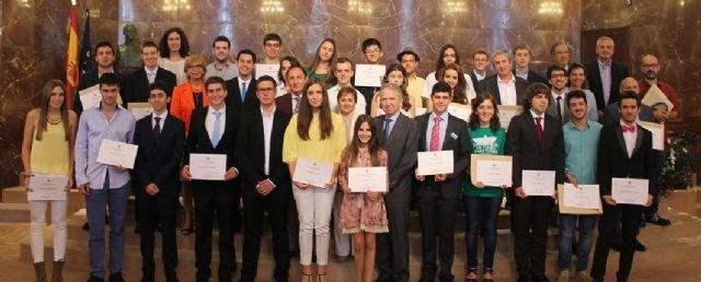 Dos estudiantes de los conservatorios de Música de la Región reciben sendos premios nacionales de Educación no universitaria - 1, Foto 1