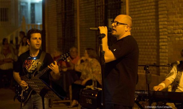 La música de los 80 y 90 inauguró el Festival de Folclore de La Palma - 4, Foto 4