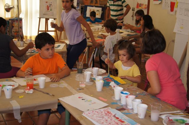 Más de 100 niños participan en las actividades de cocina, pintura, moldeado y fotografía - 4, Foto 4
