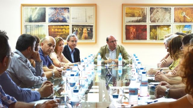 Educación analiza en la Comisión de Directores de Primaria el inicio del próximo curso y la aplicación de mayor autonomía en los centros - 1, Foto 1