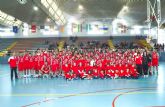 Medio centenar de niños participa en los campus de verano de ftbol sala y baloncesto