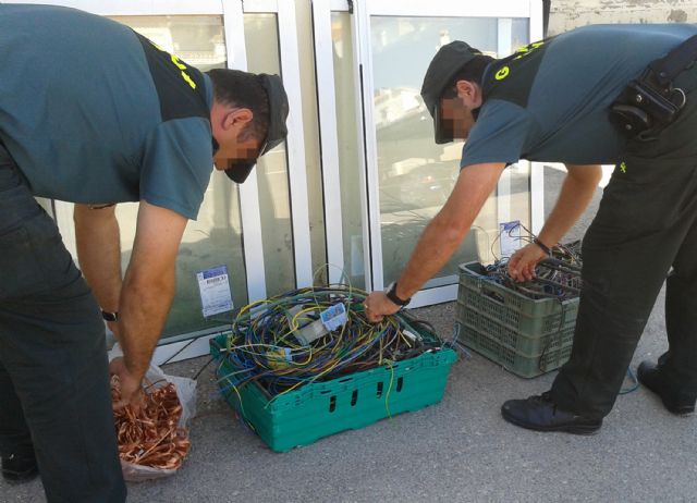 La Guardia Civil detiene a dos personas por el robo de cobre y material metálico en Avileses-Murcia y Mula - 3, Foto 3