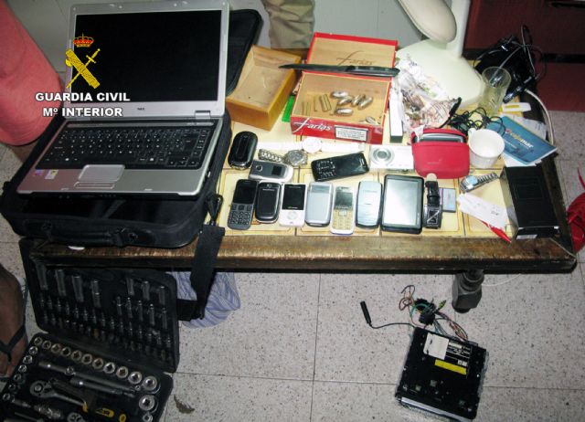 La Guardia Civil desmantela dos puntos de venta de droga ´al menudeo´ del Mar Menor - 2, Foto 2