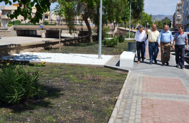 El Consistorio aguileño remodela la zona verde y el tramo viario de la calle Antonio Salas - 1, Foto 1