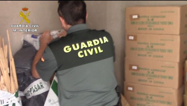 La Guardia Civil desmantela un taller pirotécnico ilegal en Murcia - 1, Foto 1