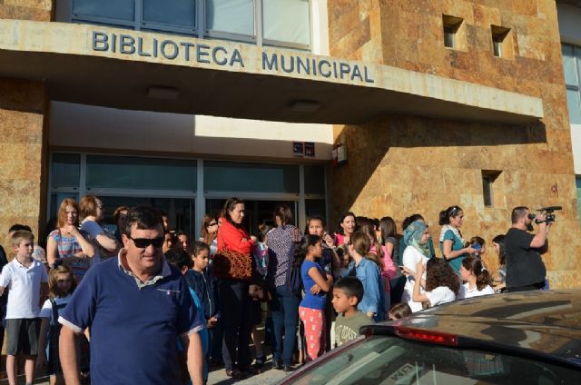 Los recuerdos de los usuarios de la biblioteca municipal ayudarán a escribir la historia del centro en su 40 aniversario - 1, Foto 1