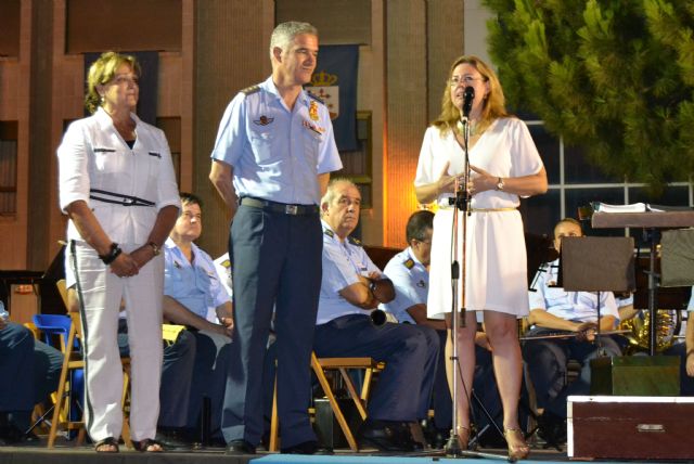 La unidad de Música de la Academia General del Aire honra en a la Virgen del Carmen - 2, Foto 2