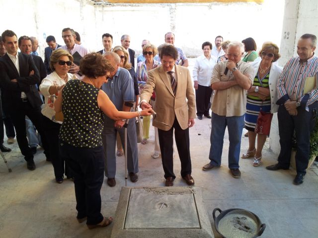 Las obras para la reconstrucción del residencial San Mateo precisarán mañana la modificación del tráfico en Avenida Juan Carlos I - 1, Foto 1