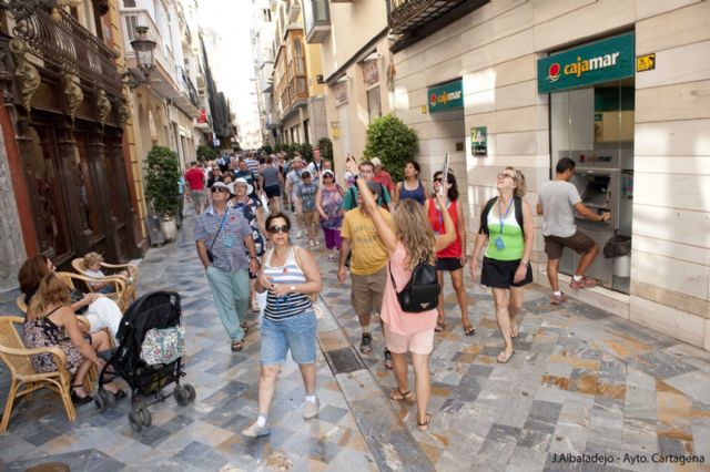 Más de 4 mil cruceristas hacen turismo por la ciudad - 1, Foto 1