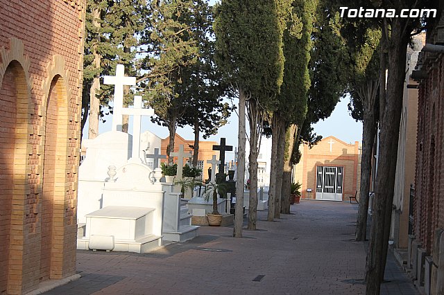 Tradicional Misa en el Cementerio Municipal de Totana “Nuestra Señora del Carmen” con motivo de la festividad de la Virgen del Carmen - 3