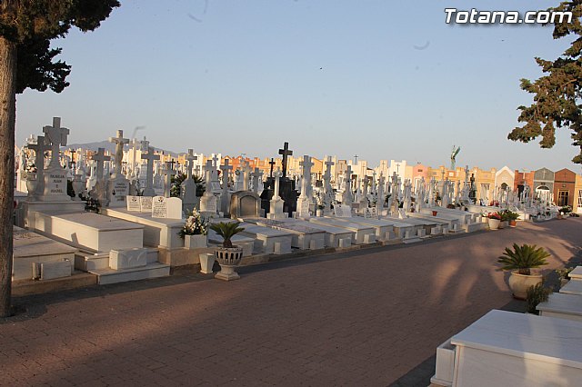 Tradicional Misa en el Cementerio Municipal de Totana “Nuestra Señora del Carmen” con motivo de la festividad de la Virgen del Carmen - 22