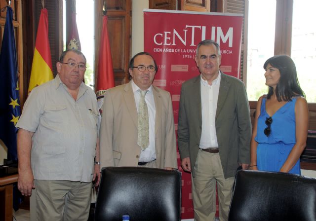 González Tovar muestra el total apoyo del PSRM a la Universidad de Murcia y pide revitalizar el Consejo Social - 2, Foto 2