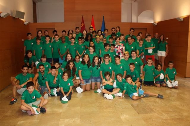 Lorenzo reitera el compromiso del Ejecutivo autonómico para impulsar proyectos de investigación sobre hemofilia - 1, Foto 1