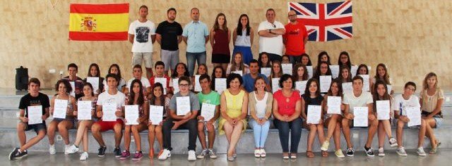 Educación entrega los diplomas a los 35 estudiantes de ESO que participaron en el primer campamento de verano bilingüe - 1, Foto 1