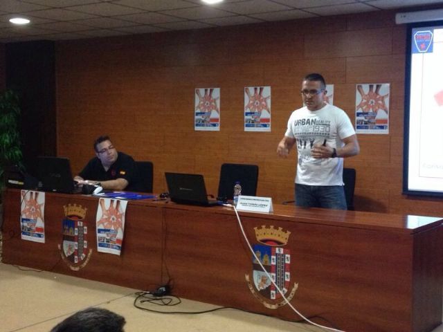 Seguridad Ciudadana imparte un curso de iniciación para una veintena de voluntarios y voluntarias de Protección Civil - 1, Foto 1