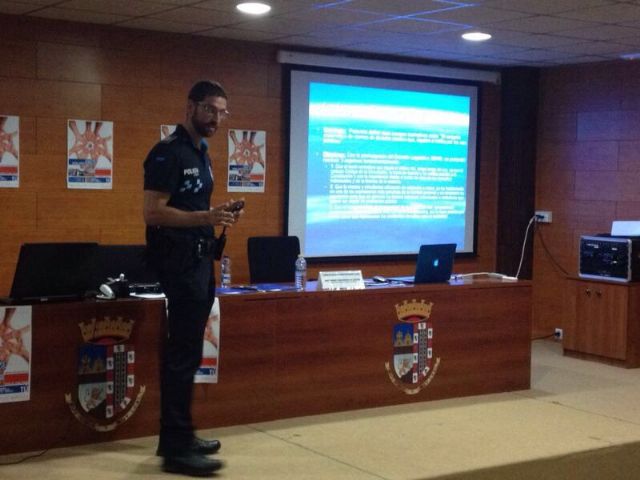 Seguridad Ciudadana imparte un curso de iniciación para una veintena de voluntarios y voluntarias de Protección Civil - 2, Foto 2