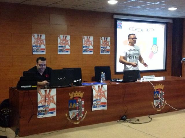 Seguridad Ciudadana imparte un curso de iniciación para una veintena de voluntarios y voluntarias de Protección Civil - 4, Foto 4