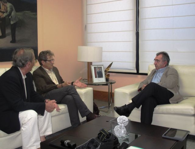 El consejero de Fomento, Obras Públicas y Ordenación del Territorio se reúne con el presidente de la Asociación Murciana de Escuelas de Náutica - 1, Foto 1