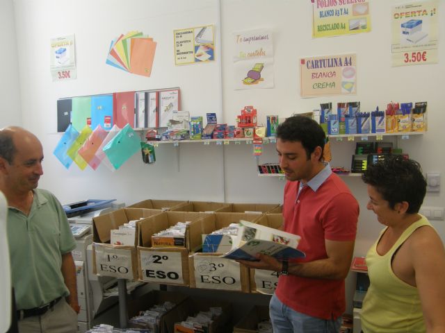 Más de 3.200 libros de texto han sido ya intercambiados a través del Banco de Libros puesto en marcha por la Concejalía de Juventud - 1, Foto 1