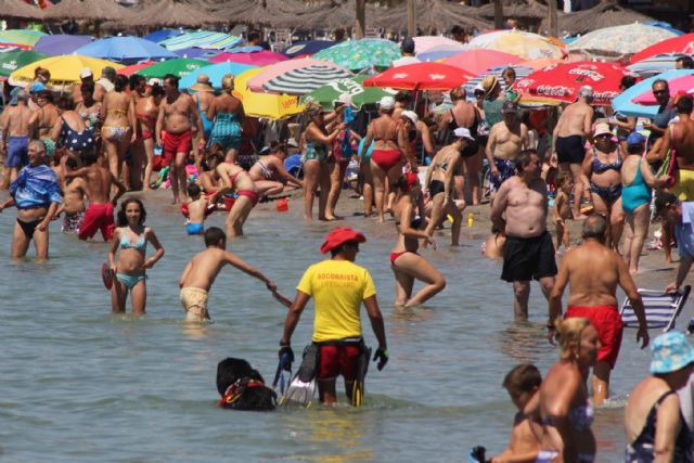 El servicio de Emergencias incorpora un perro de rescate al dispositivo de salvamento en playas - 1, Foto 1