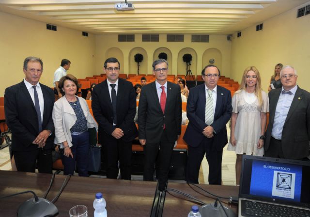 La presidenta del Observatorio contra la Violencia de Género clausura el curso de la Escuela de Práctica Laboral - 2, Foto 2