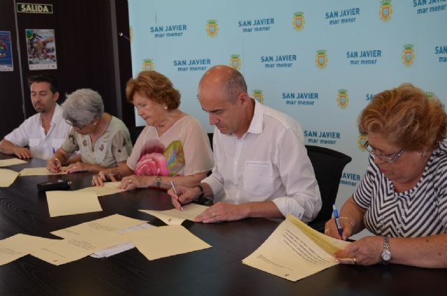 El Ayuntamiento renueva cuatro convenios de colaboración con asociaciones municipales que se repartirán 8.000 euros - 1, Foto 1
