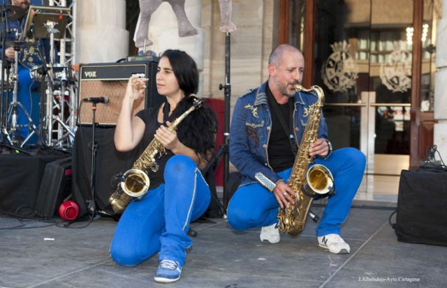 La Plaza del Ayuntamiento bailó este martes al ritmo de Alamedadosoulna - 3, Foto 3