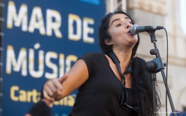 La Plaza del Ayuntamiento bailó este martes al ritmo de Alamedadosoulna - 4, Foto 4