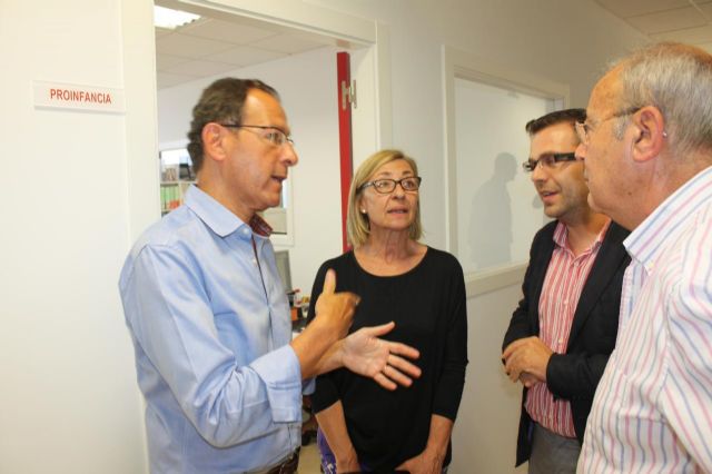 El Ayuntamiento y Cáritas unen esfuerzos en la lucha contra la pobreza - 3, Foto 3