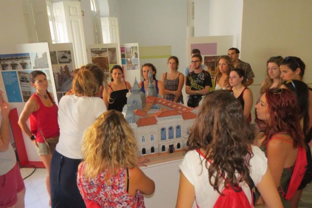 Jóvenes de toda España trabajan en la conservación del Garbancillo de Tallante - 4, Foto 4