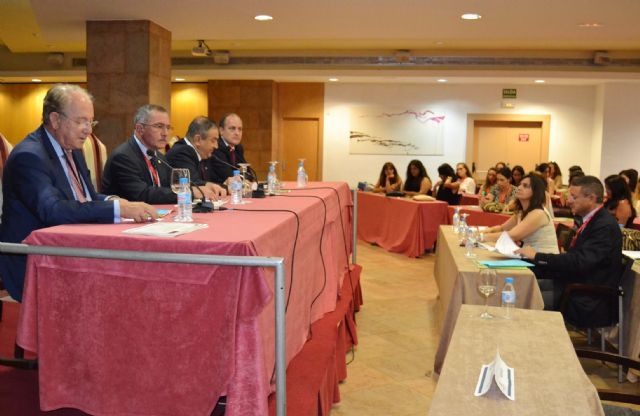 Concluye el exitoso curso de justicia de la Universidad Internacional del Mar - 1, Foto 1