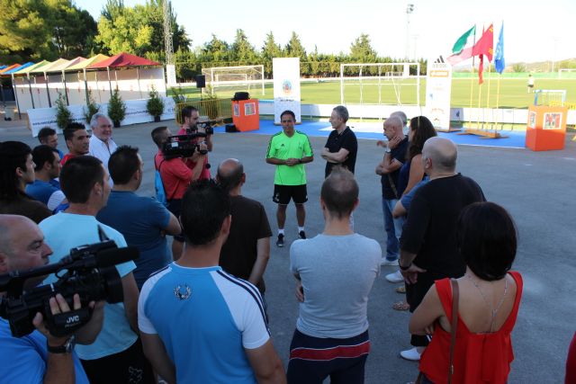 El Campus de Fútbol 'Javier Miñano' entrega 1.000 euros a la Asociación Betania - 3, Foto 3