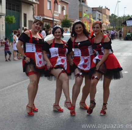 Cerca de una veintena de Peñas y comparsas llenan de colorido y alegría del Barrio del Carmen de Alguazas - 5, Foto 5