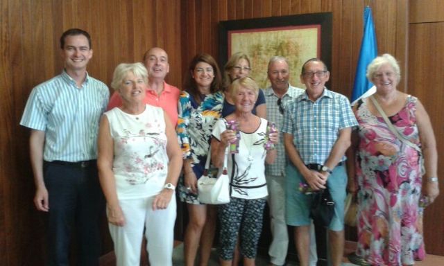 Voluntarios cívicos colaboran con actividades educativas y culturales del municipio - 2, Foto 2