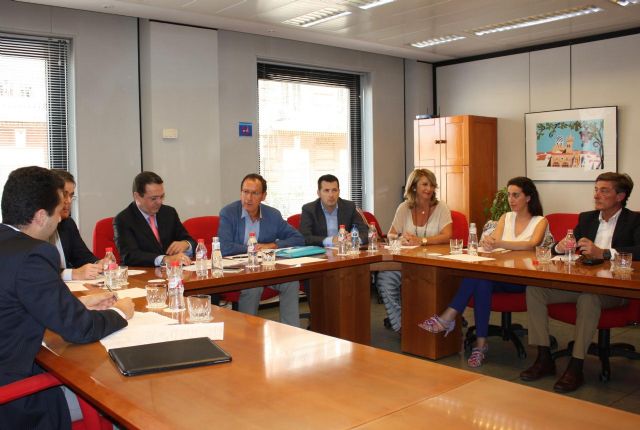 Empresas y ciudadanos pagarán menos impuestos municipales el próximo año - 1, Foto 1