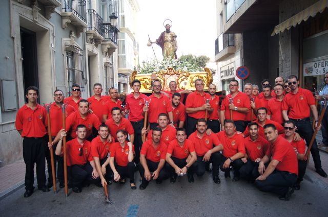Cientos de personas acompañan al patrón de Totana, Santiago Apóstol, por la calles en procesión - 5, Foto 5